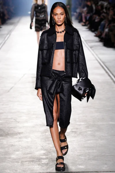 Look 48